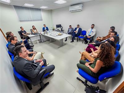 Foto da Notícia: Advocacia faz série de visitas institucionais em Lucas do Rio Verde para garantir pleno exercício profissional